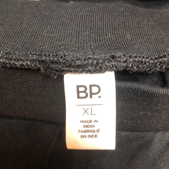 NWT Leggings - Picture 7 of 7